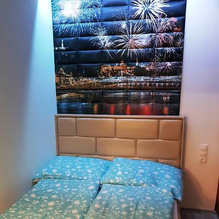 Apartamento Fireworks Rakoczi Mini Budapest Exterior foto